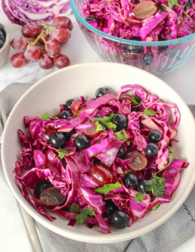 red-cabbage-and-blueberry-slaw_chelseyamernutrition